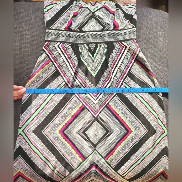 Dynamite High Neck Adjustable Strap Maxi Dress Bandana Style Print Size Medium - Picture 10 of 13